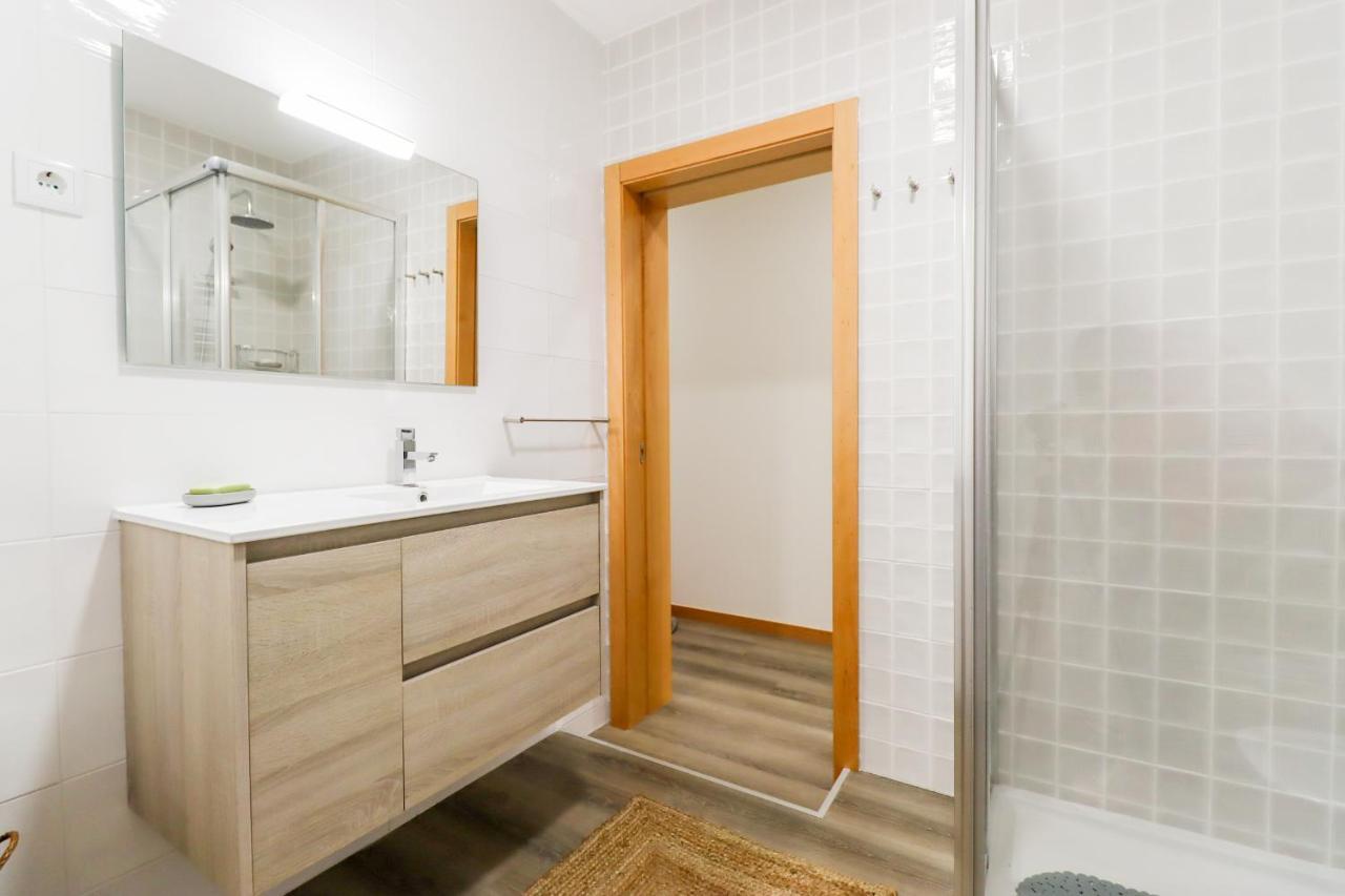 Tiana Apartment - City Centre With Terrace Viana do Castelo Exterior photo